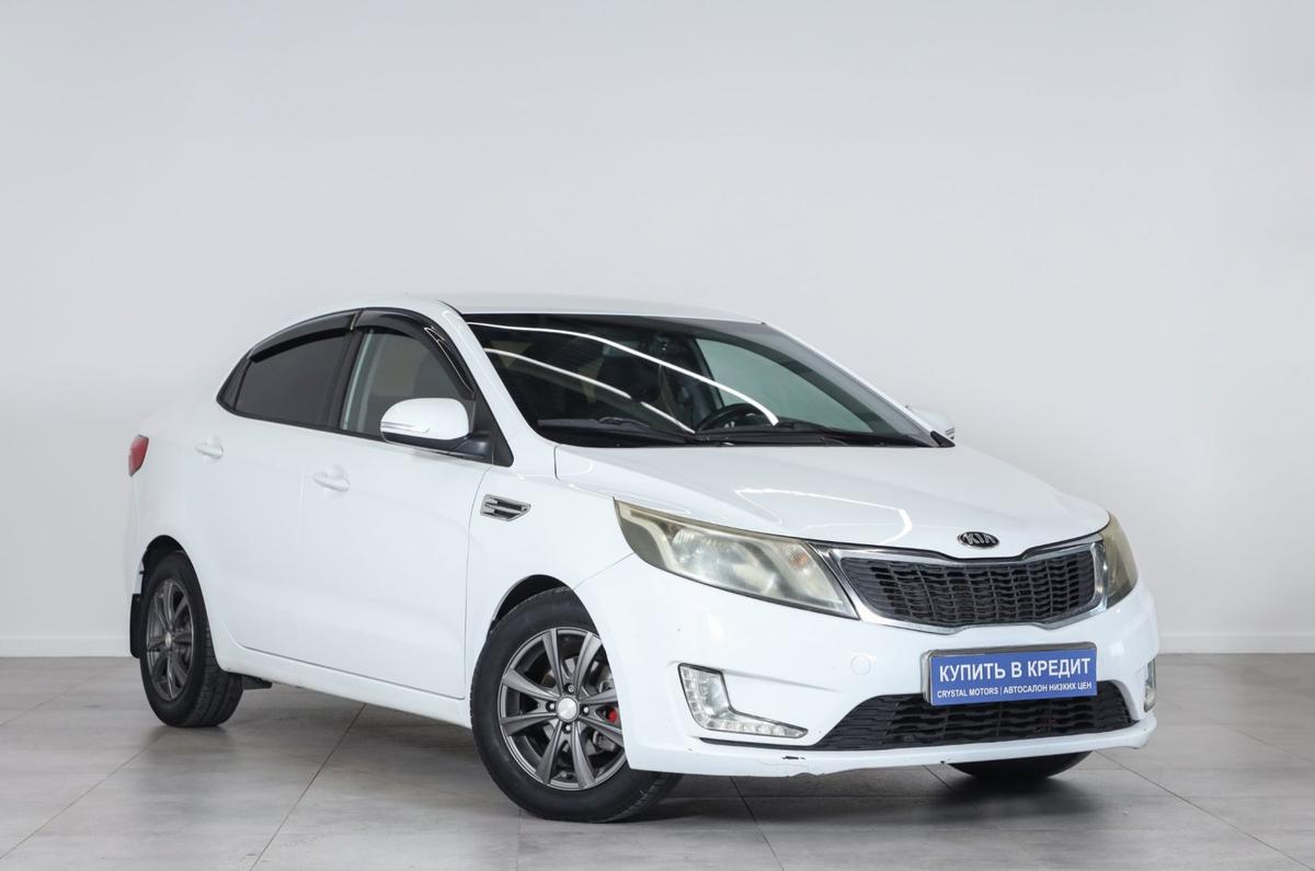 Седан Kia Rio 2014 года, 929000 рублей, Новосибирск