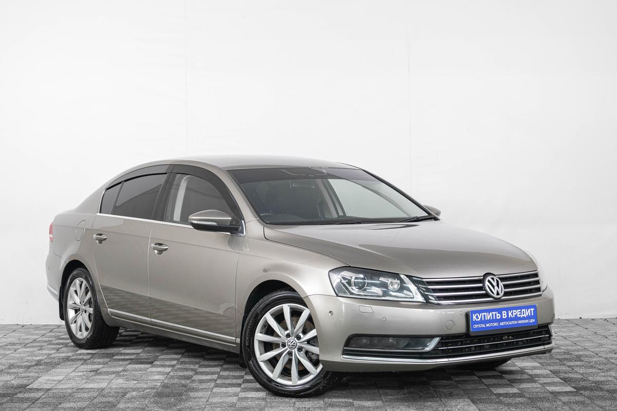 Седан Volkswagen Passat 2013 года, 1179000 рублей, Кемерово