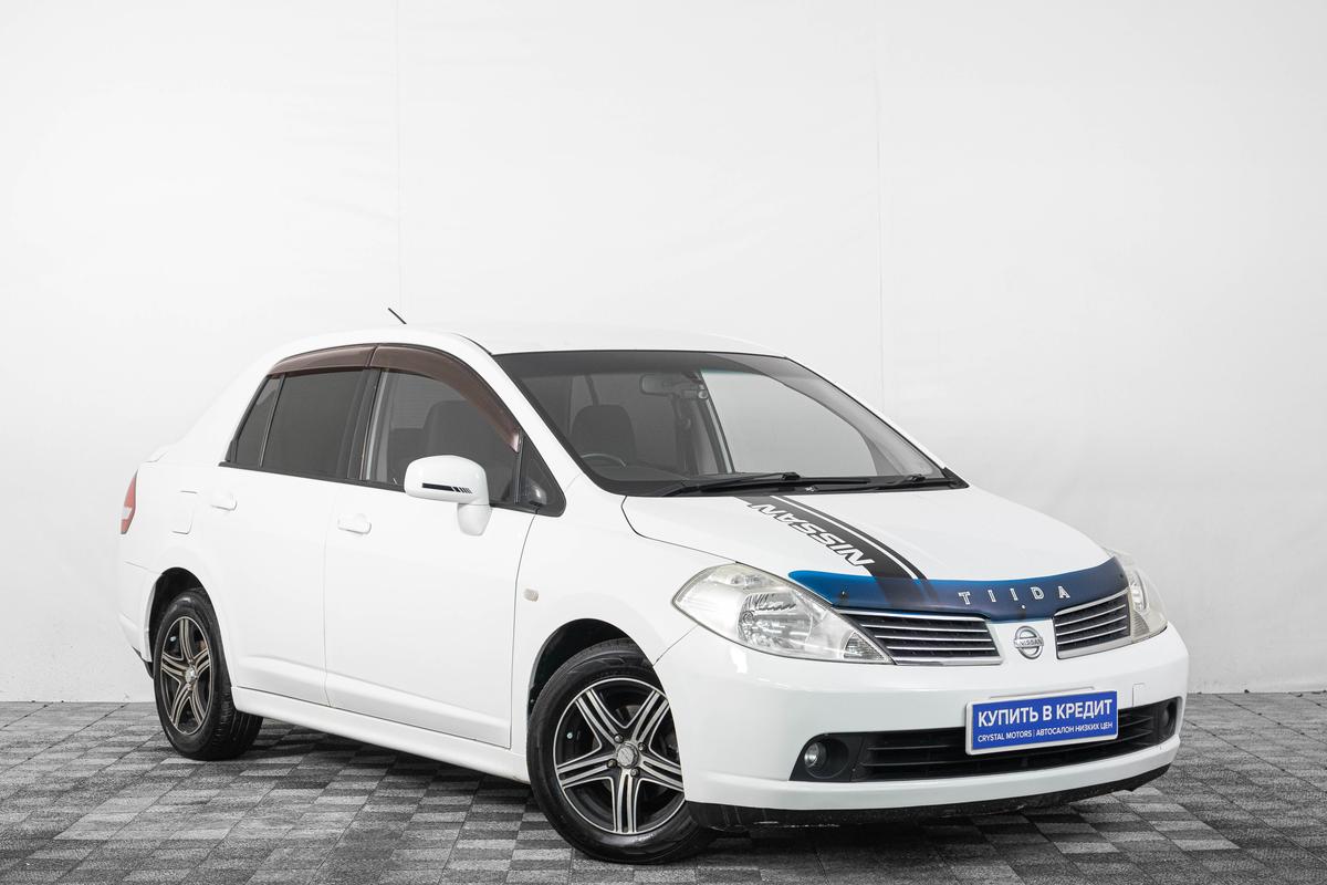Седан Nissan Tiida Latio 2004 года, 449000 рублей, Кемерово