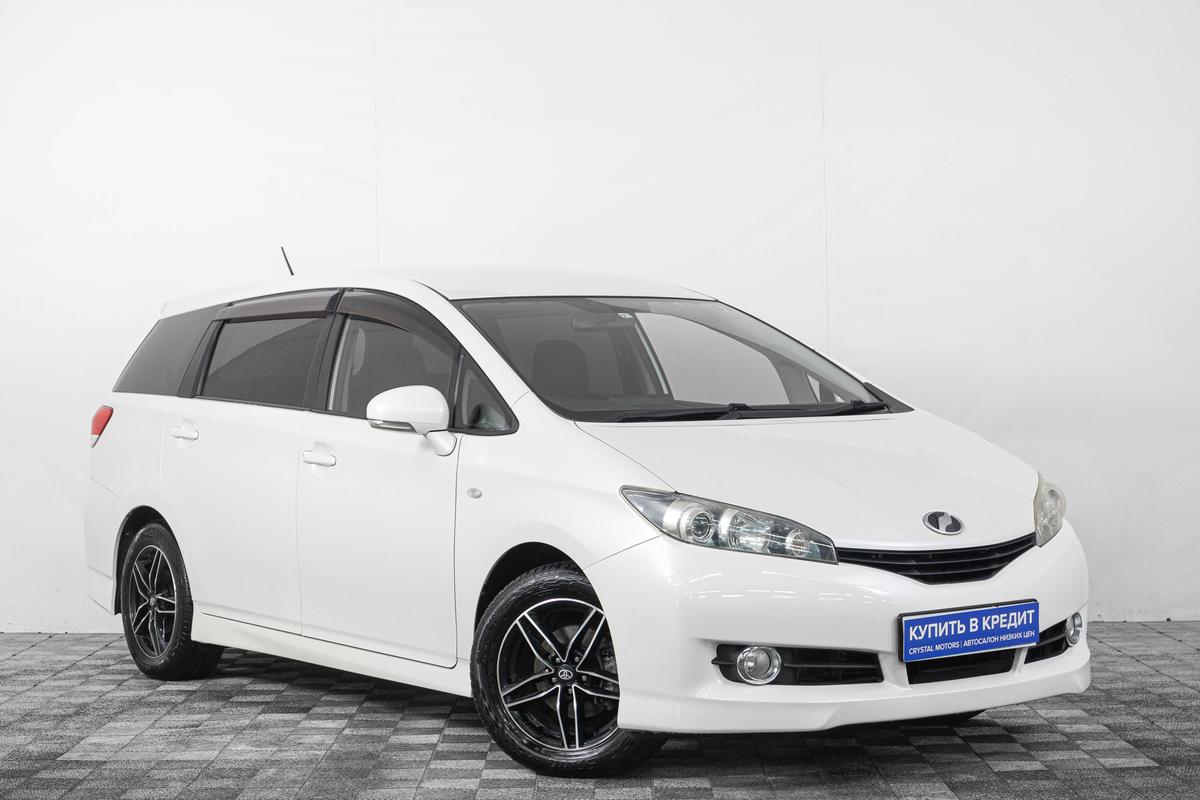 Минивэн Toyota Wish 2011 года, 1199000 рублей, Кемерово