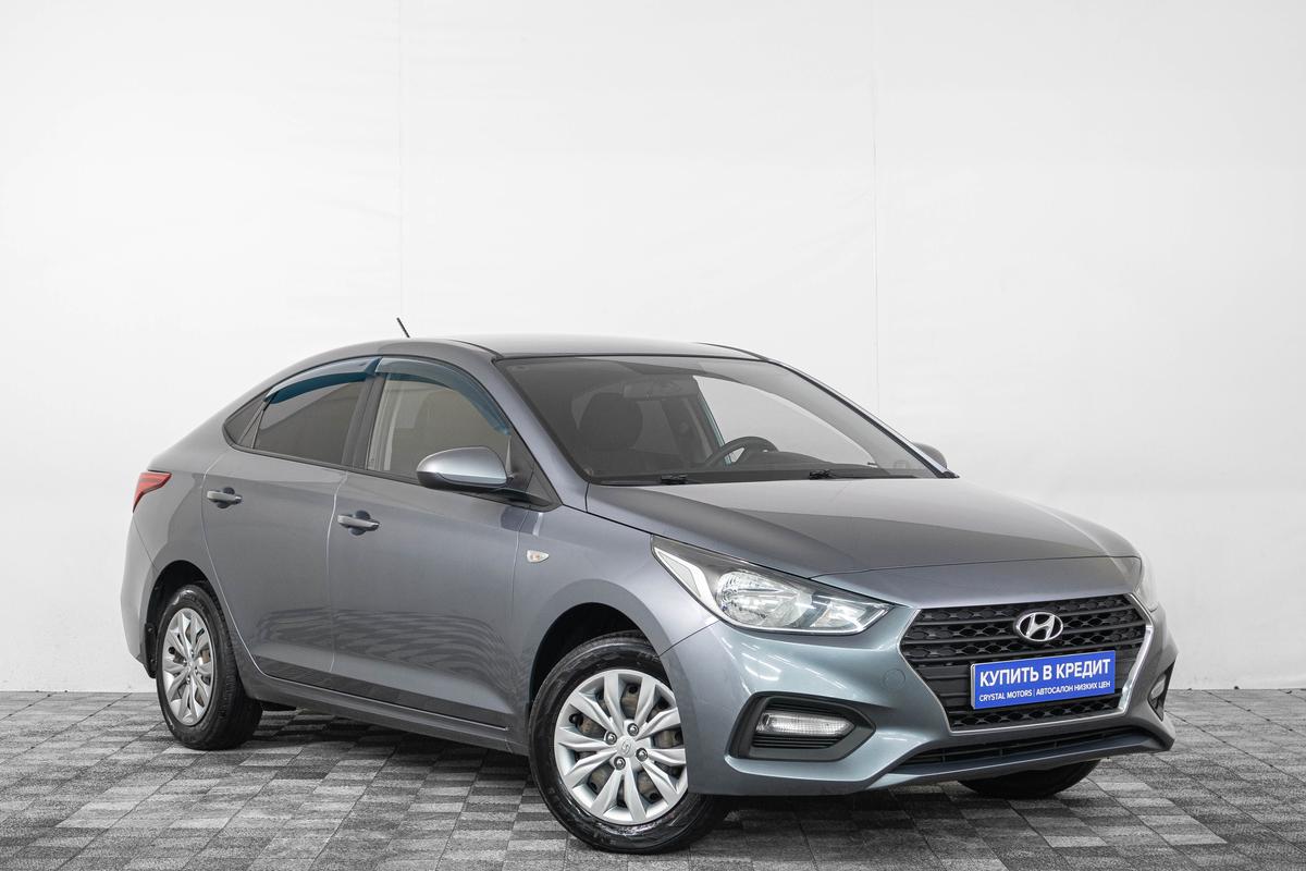 Седан Hyundai Solaris 2017 года, 999000 рублей, Кемерово