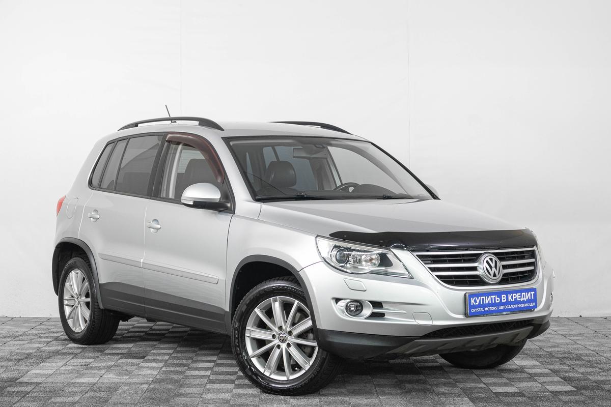 Внедорожник Volkswagen Tiguan 2010 года, 1099000 рублей, Кемерово