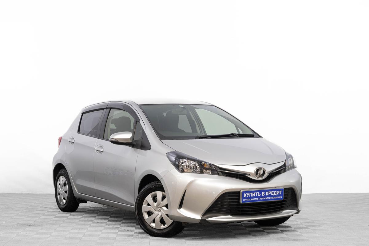 Хетчбэк Toyota Vitz 2015 года, 799000 рублей, Барнаул