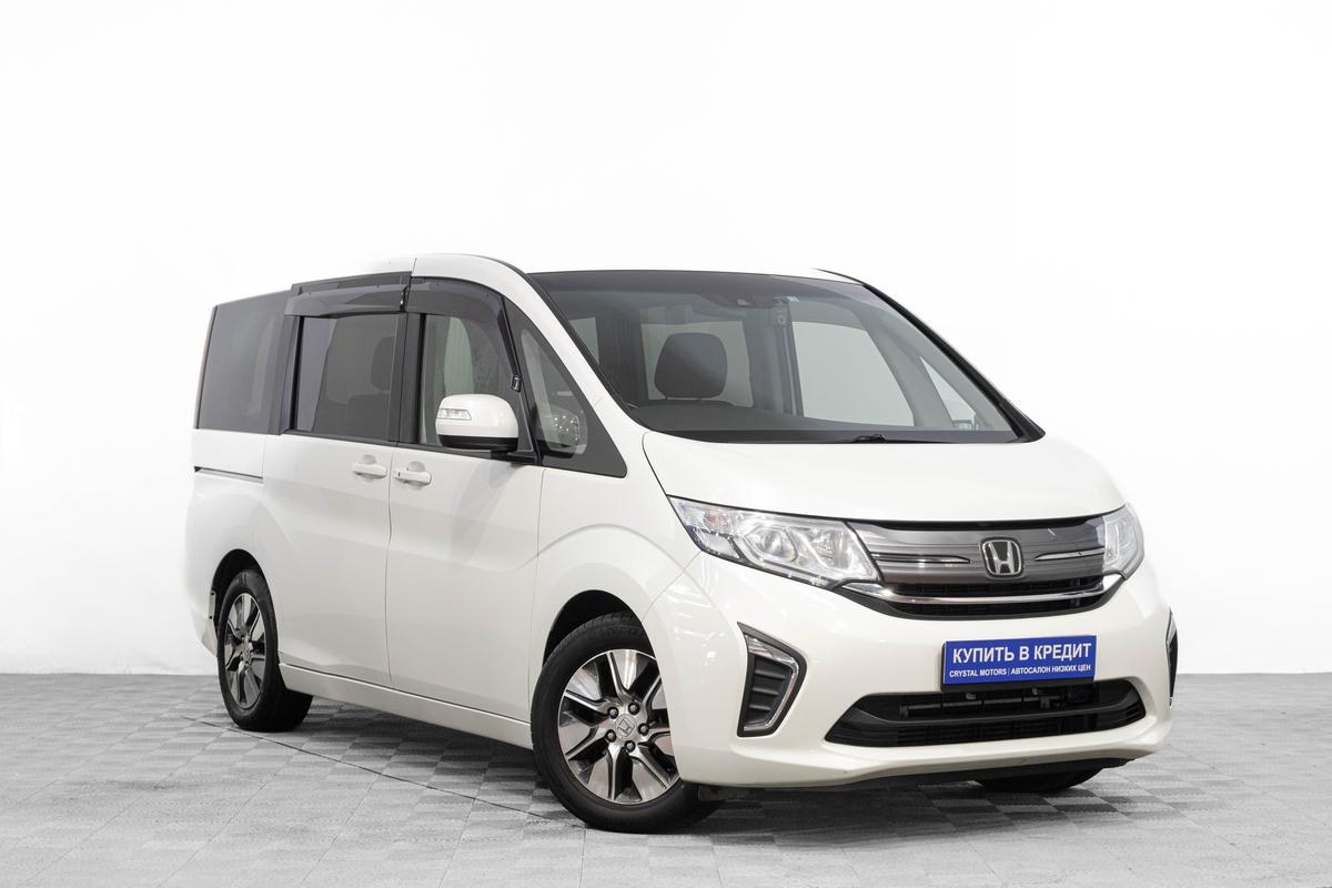 Минивэн Honda Stepwgn 2015 года, 1889000 рублей, Барнаул
