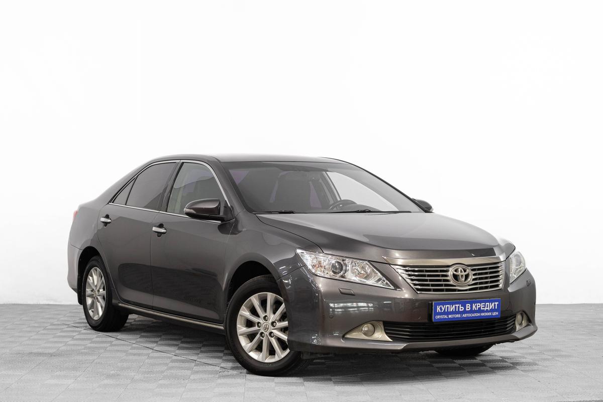 Седан Toyota Camry 2012 года, 1599000 рублей, Барнаул