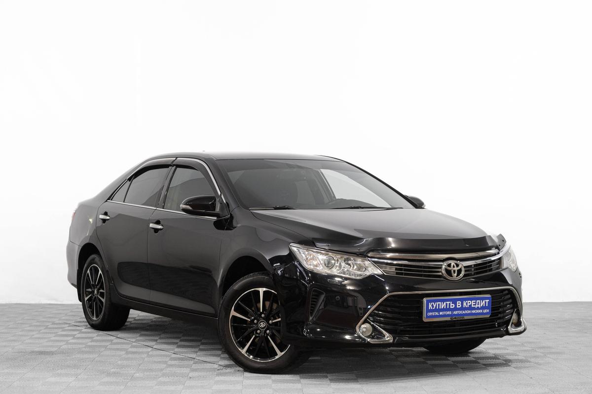 Седан Toyota Camry 2017 года, 2159000 рублей, Барнаул