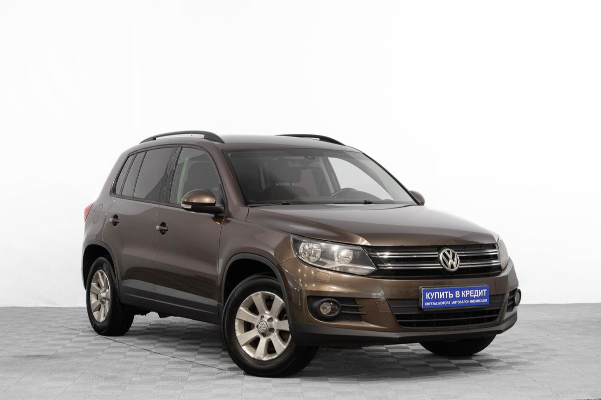 Внедорожник Volkswagen Tiguan 2014 года, 1259000 рублей, Барнаул