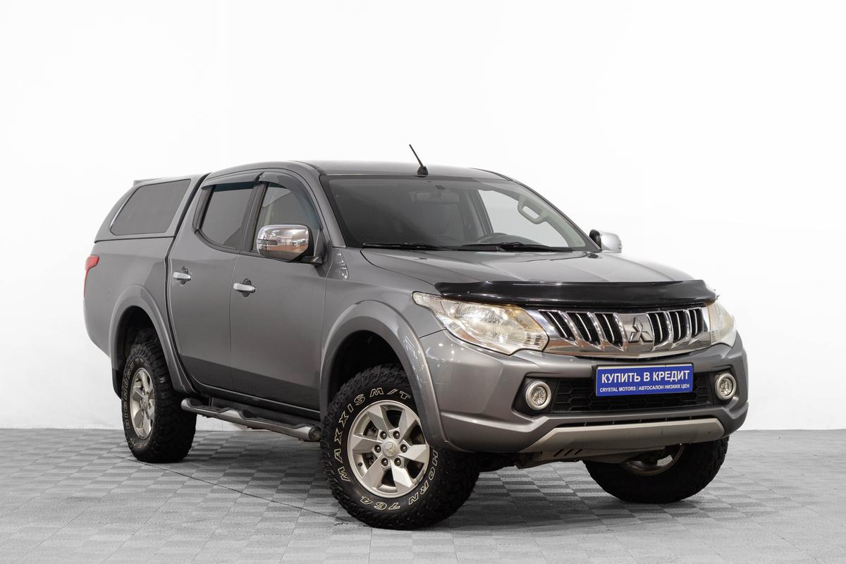 Пикап Mitsubishi L200 2016 года, 1999000 рублей, Барнаул