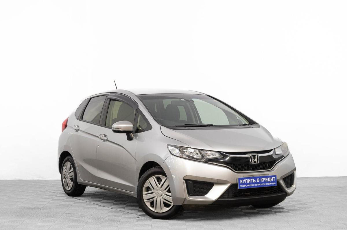 Хетчбэк Honda Fit 2017 года, 1099000 рублей, Барнаул