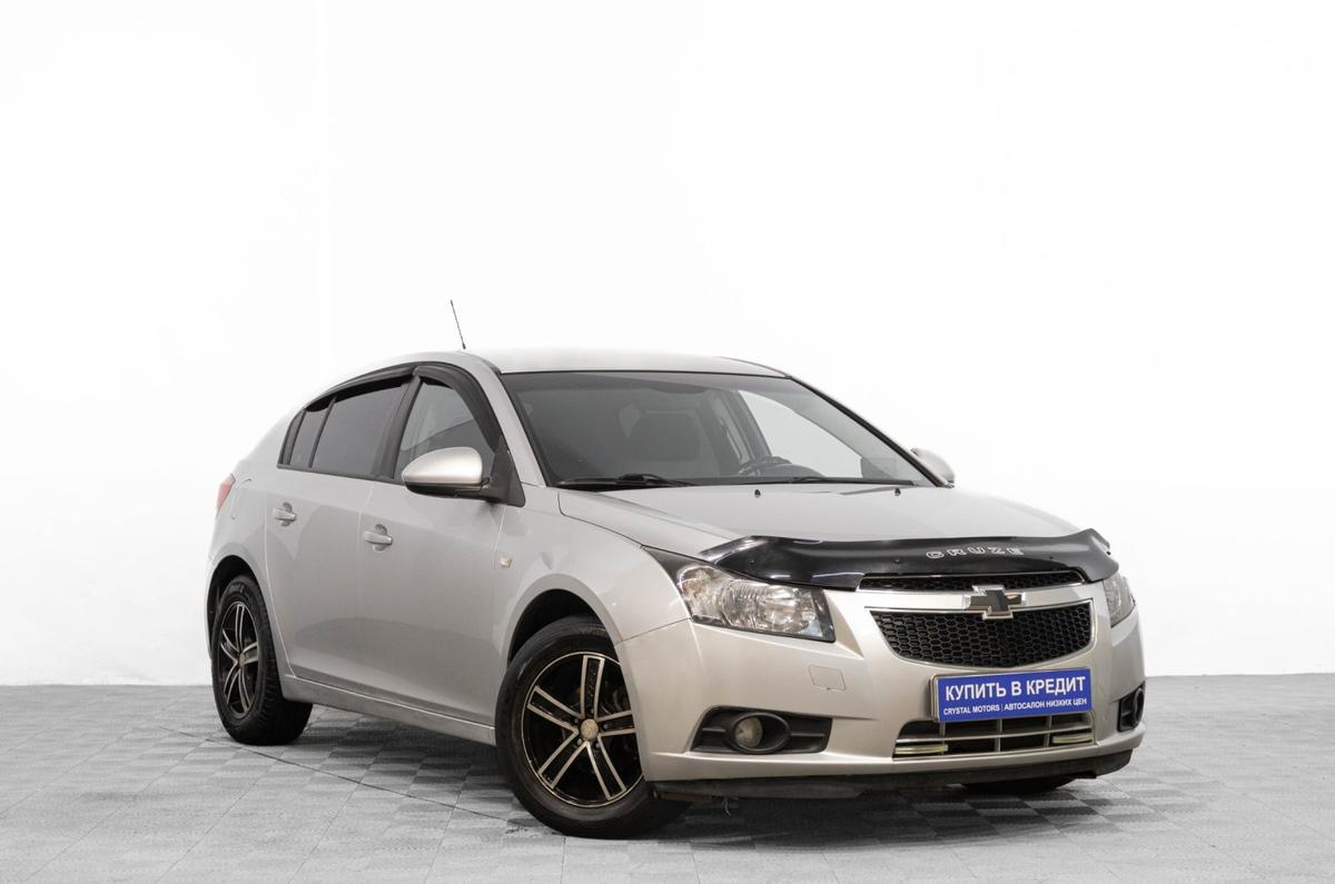 Хетчбэк Chevrolet Cruze 2012 года, 799000 рублей, Барнаул