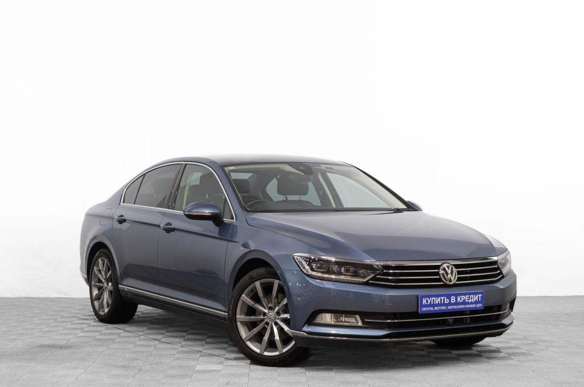 Седан Volkswagen Passat 2017 года, 2049000 рублей, Барнаул