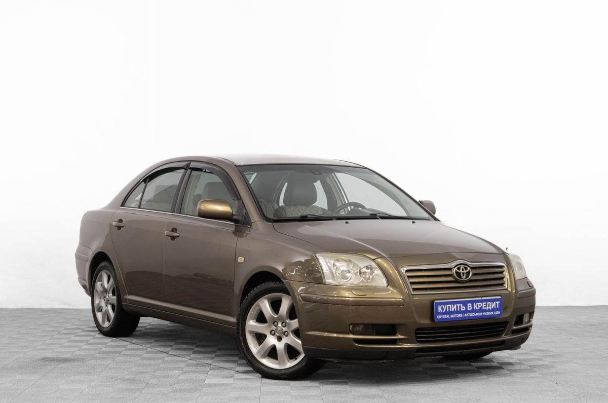 Седан Toyota Avensis 2005 года, 749000 рублей, Барнаул