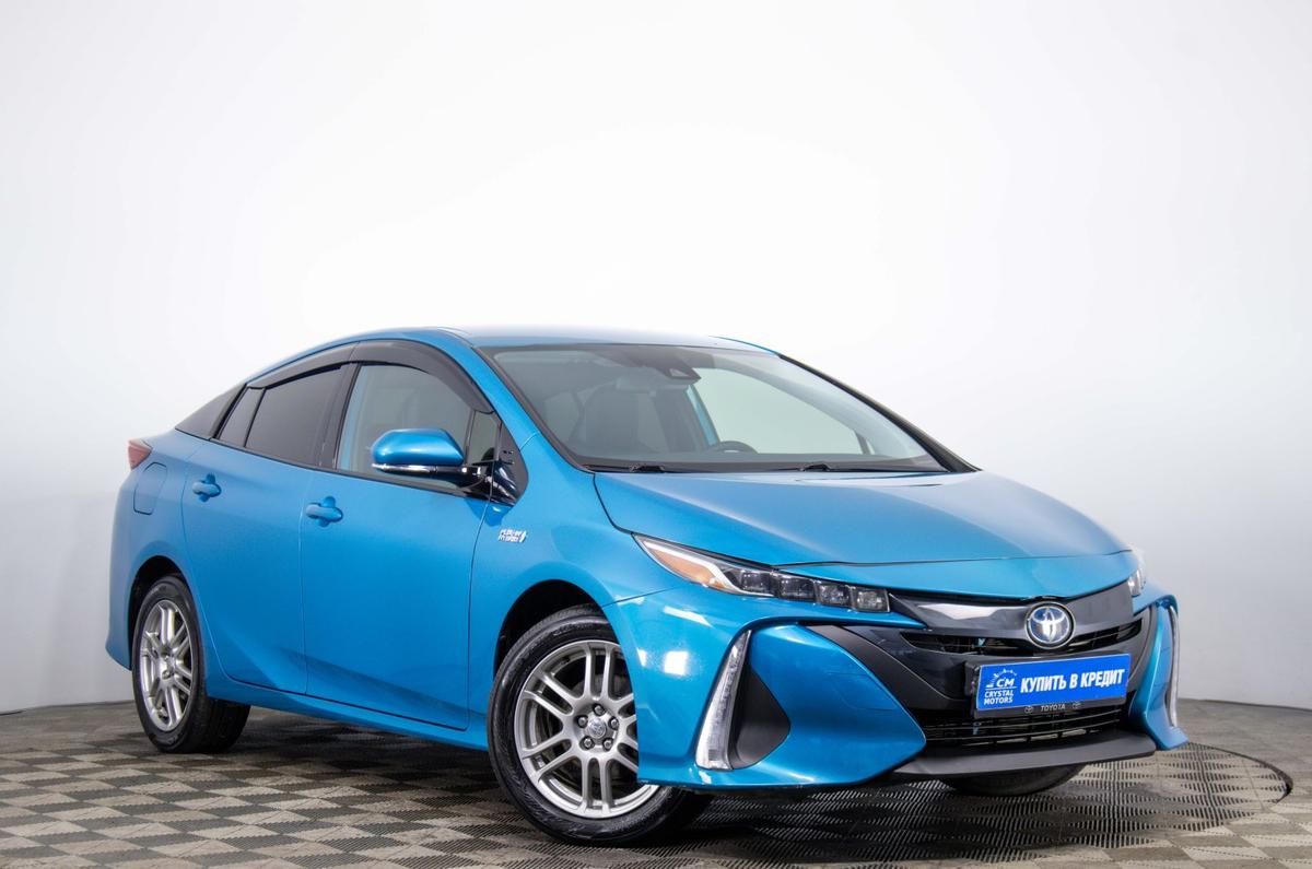 Лифтбек Toyota Prius Prime 2019 года, 2989000 рублей, Пермь