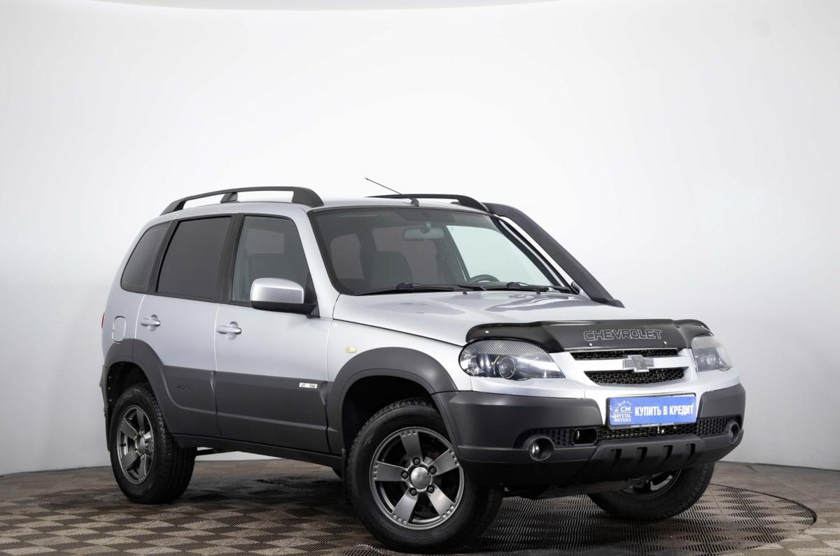 Внедорожник Chevrolet Niva 2017 года, 829000 рублей, Пермь