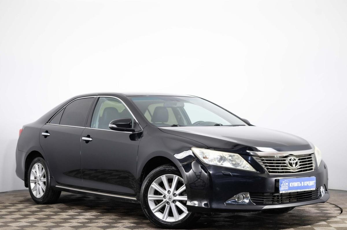 Седан Toyota Camry 2013 года, 1729000 рублей, Пермь