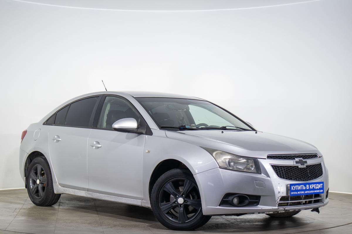 Седан Chevrolet Cruze 2010 года, 669000 рублей, Оренбург