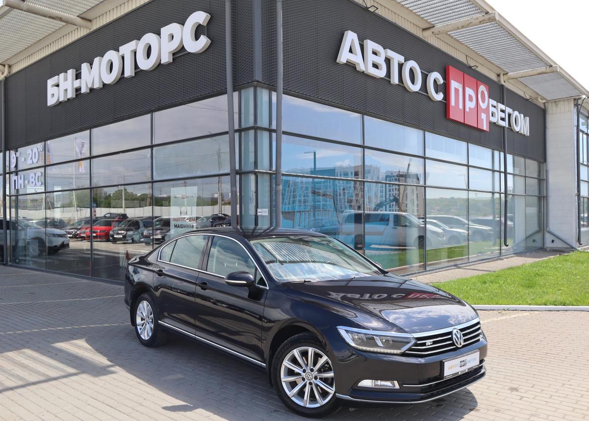 Седан Volkswagen Passat 2017 года, 2250000 рублей, Мирное