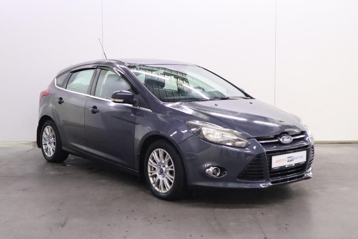 Хэтчбек Ford Focus 2013 года, 715000 рублей, Брянск