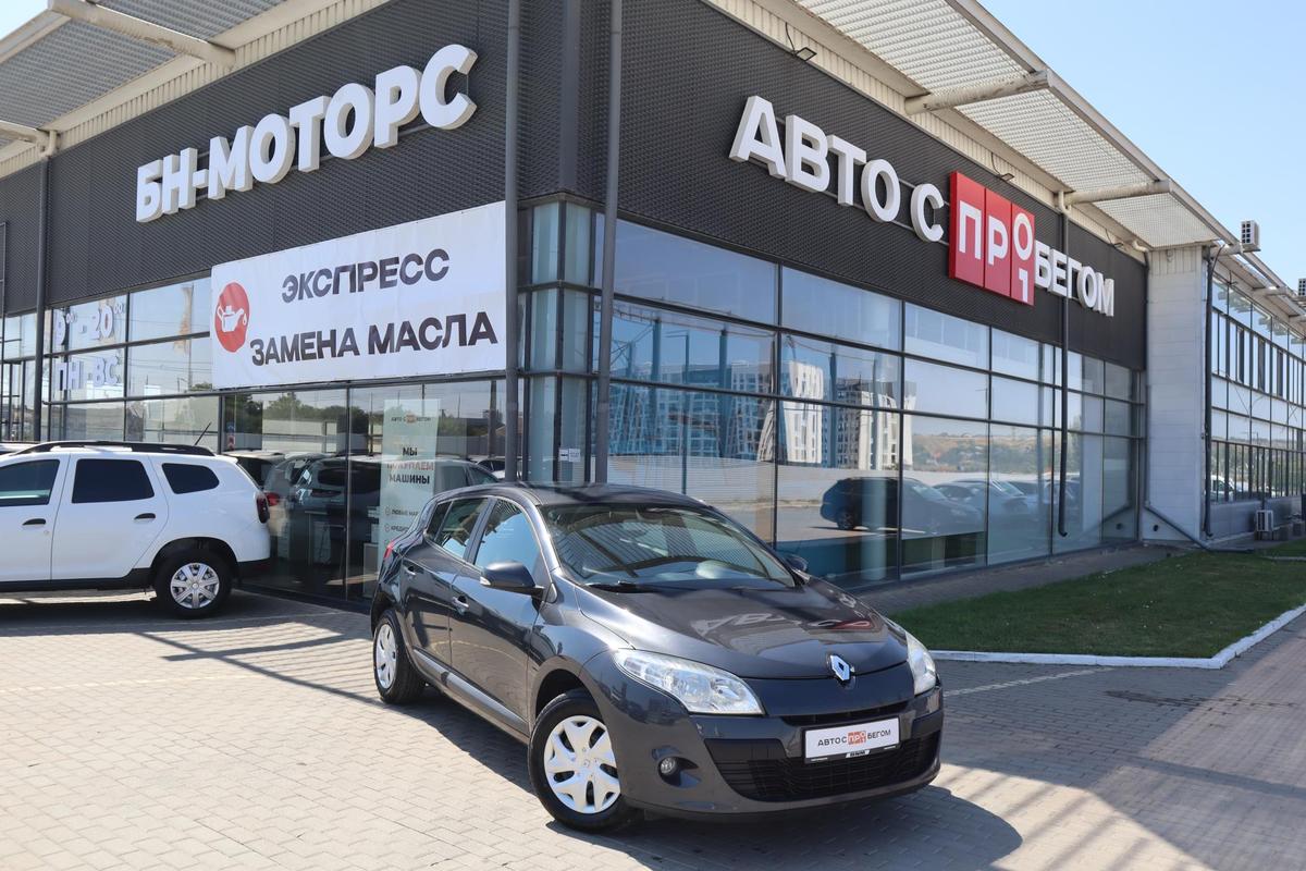 Хэтчбек Renault Megane 2012 года, 900000 рублей, Мирное