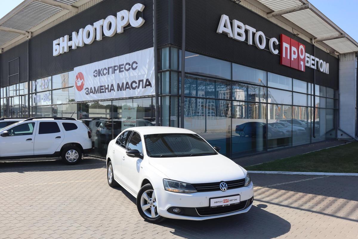 Седан Volkswagen Jetta 2013 года, 1320000 рублей, Мирное