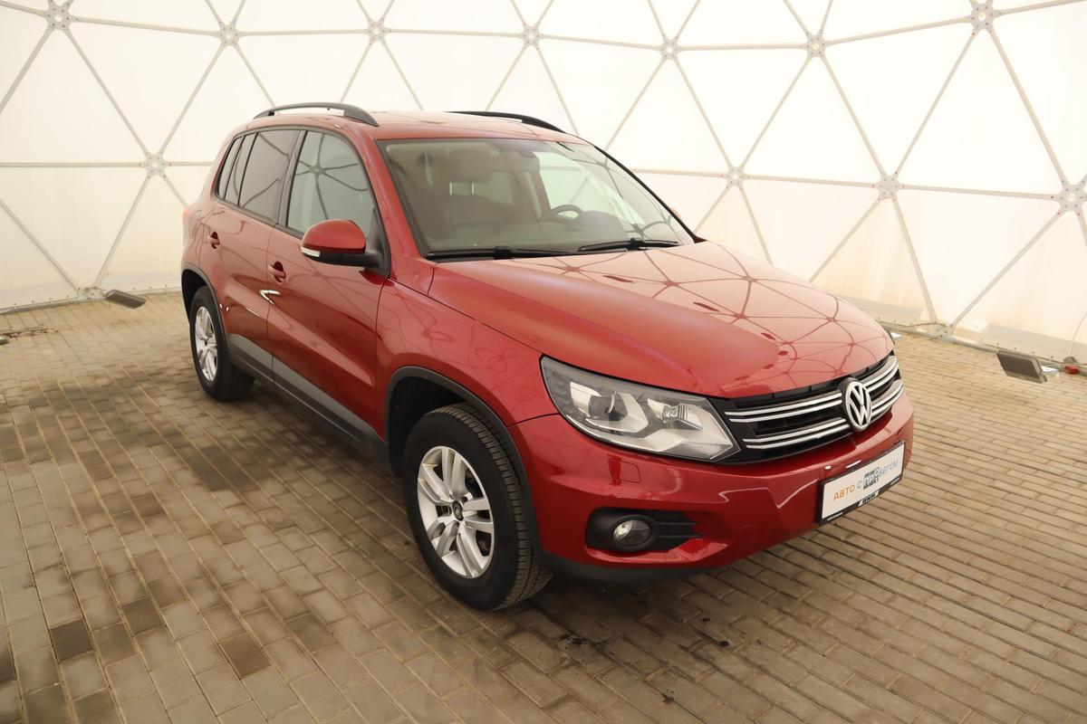 Внедорожник Volkswagen Tiguan 2011 года, 1560000 рублей, Обнинск