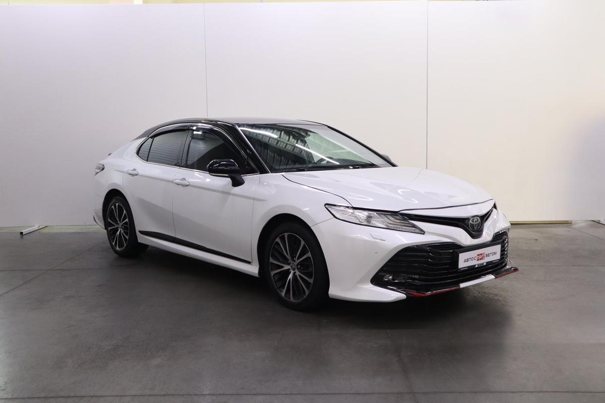 Седан Toyota Camry 2020 года, 2350000 рублей, Брянск
