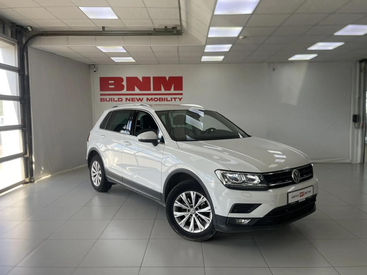 Внедорожник Volkswagen Tiguan 2018 года, 2420000 рублей, Смоленск