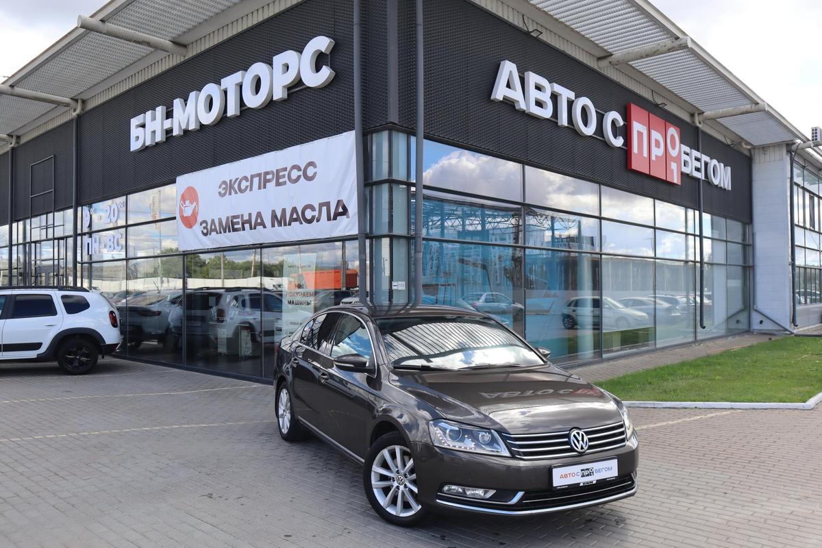Седан Volkswagen Passat 2013 года, 1320000 рублей, Мирное