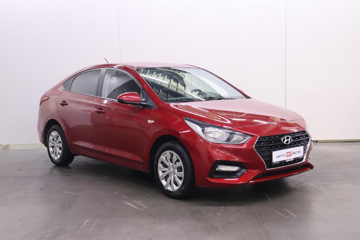 Седан Hyundai Solaris 2018 года, 1300000 рублей, Брянск