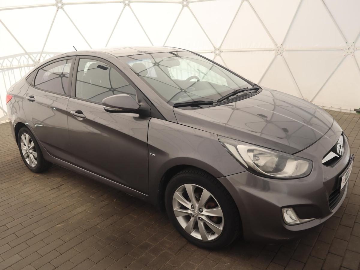 Седан Hyundai Solaris 2012 года, 890000 рублей, Орёл