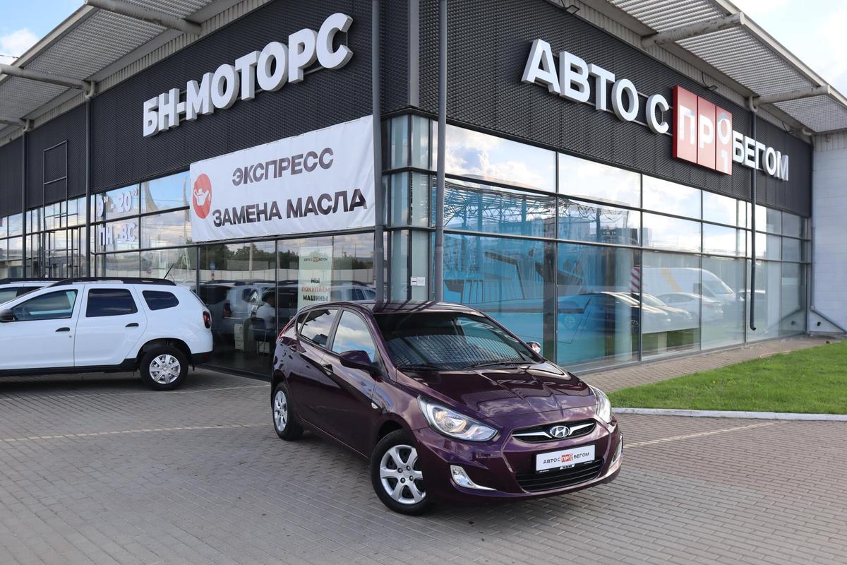 Хэтчбек Hyundai Solaris 2012 года, 850000 рублей, Мирное