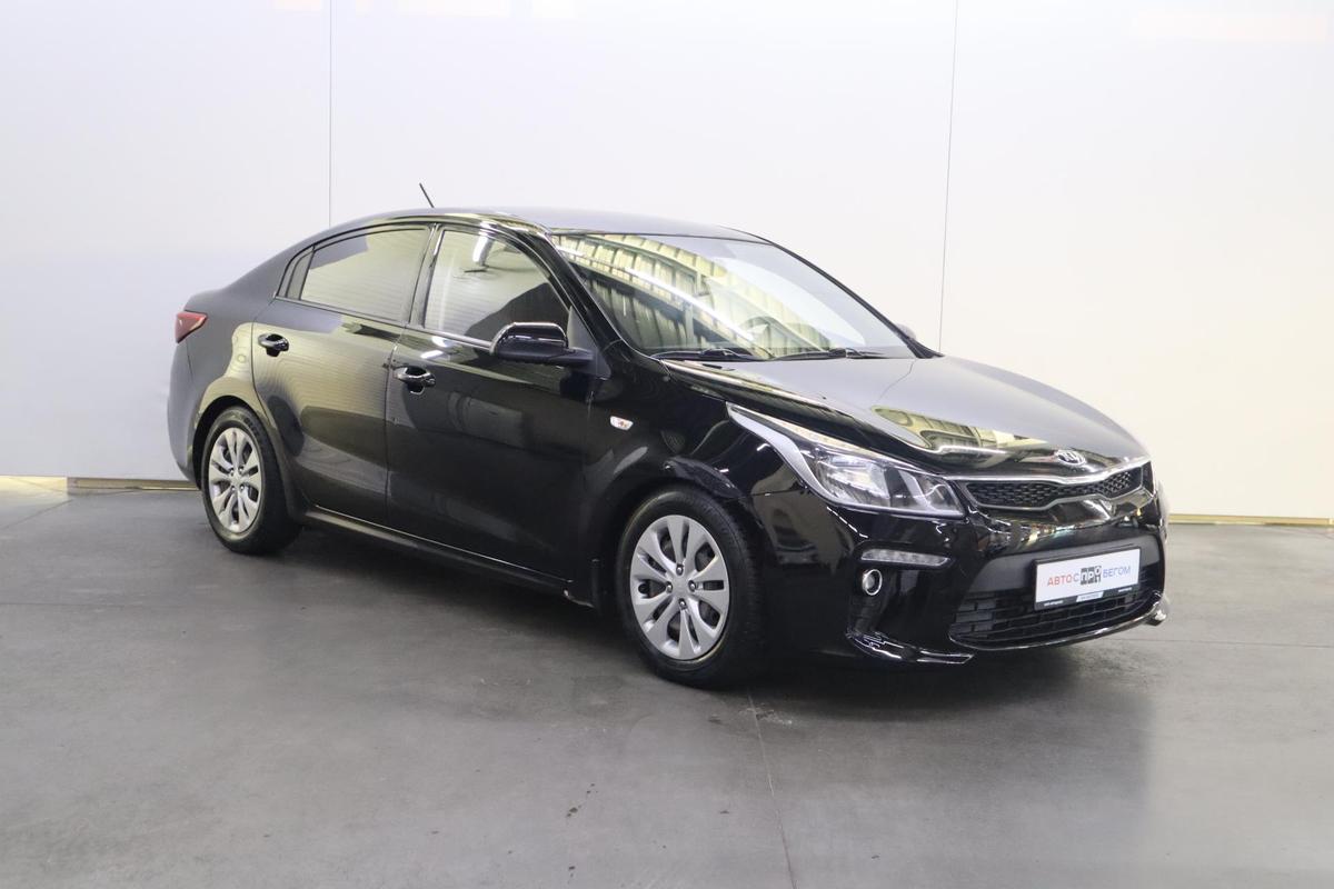 Седан Kia Rio 2019 года, 1390000 рублей, Брянск