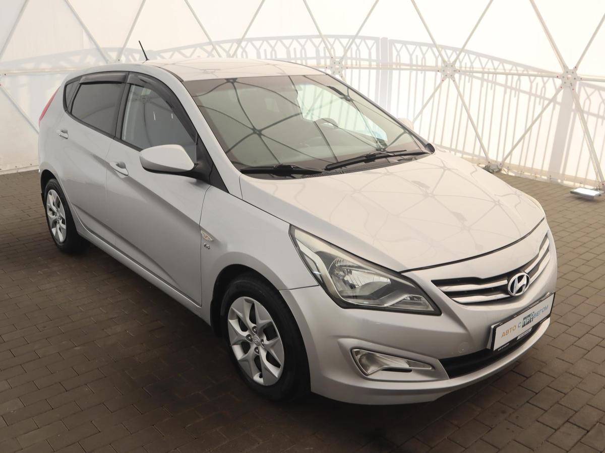 Хэтчбек Hyundai Solaris 2015 года, 890000 рублей, Орёл