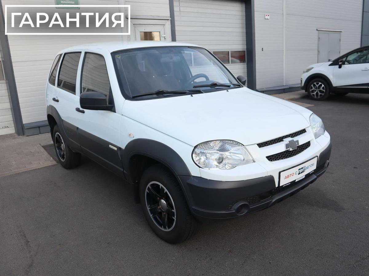 Внедорожник Chevrolet Niva 2015 года, 680000 рублей, Железногорск