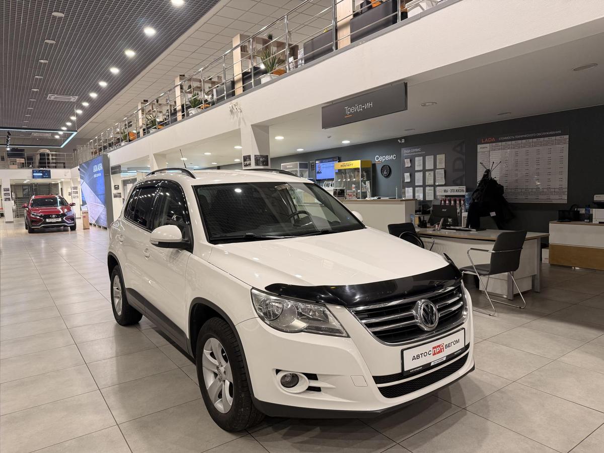 Внедорожник Volkswagen Tiguan 2011 года, 1135000 рублей, Орёл