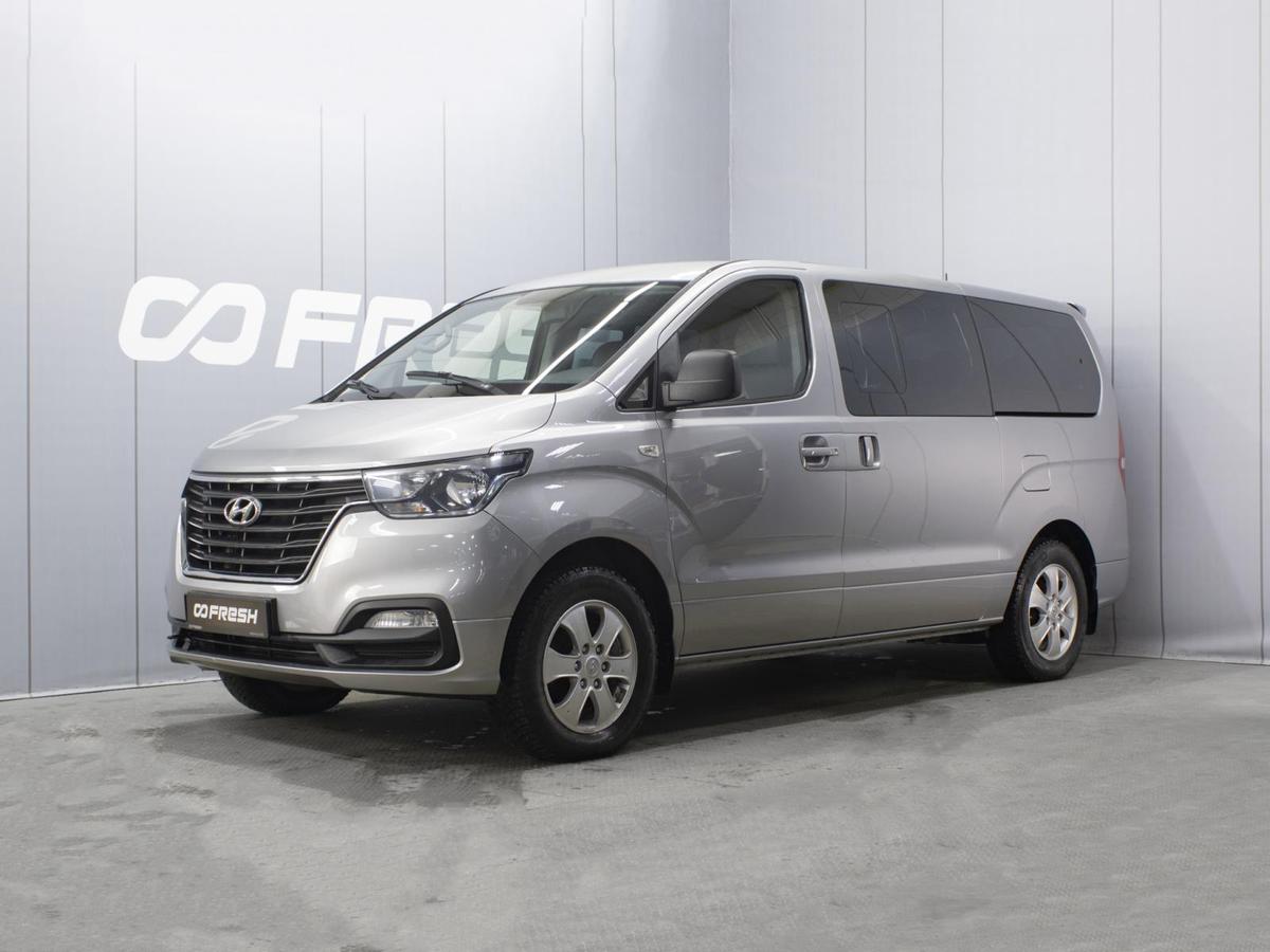 Минивэн Hyundai Grand Starex 2019 года, 3060000 рублей, Омск
