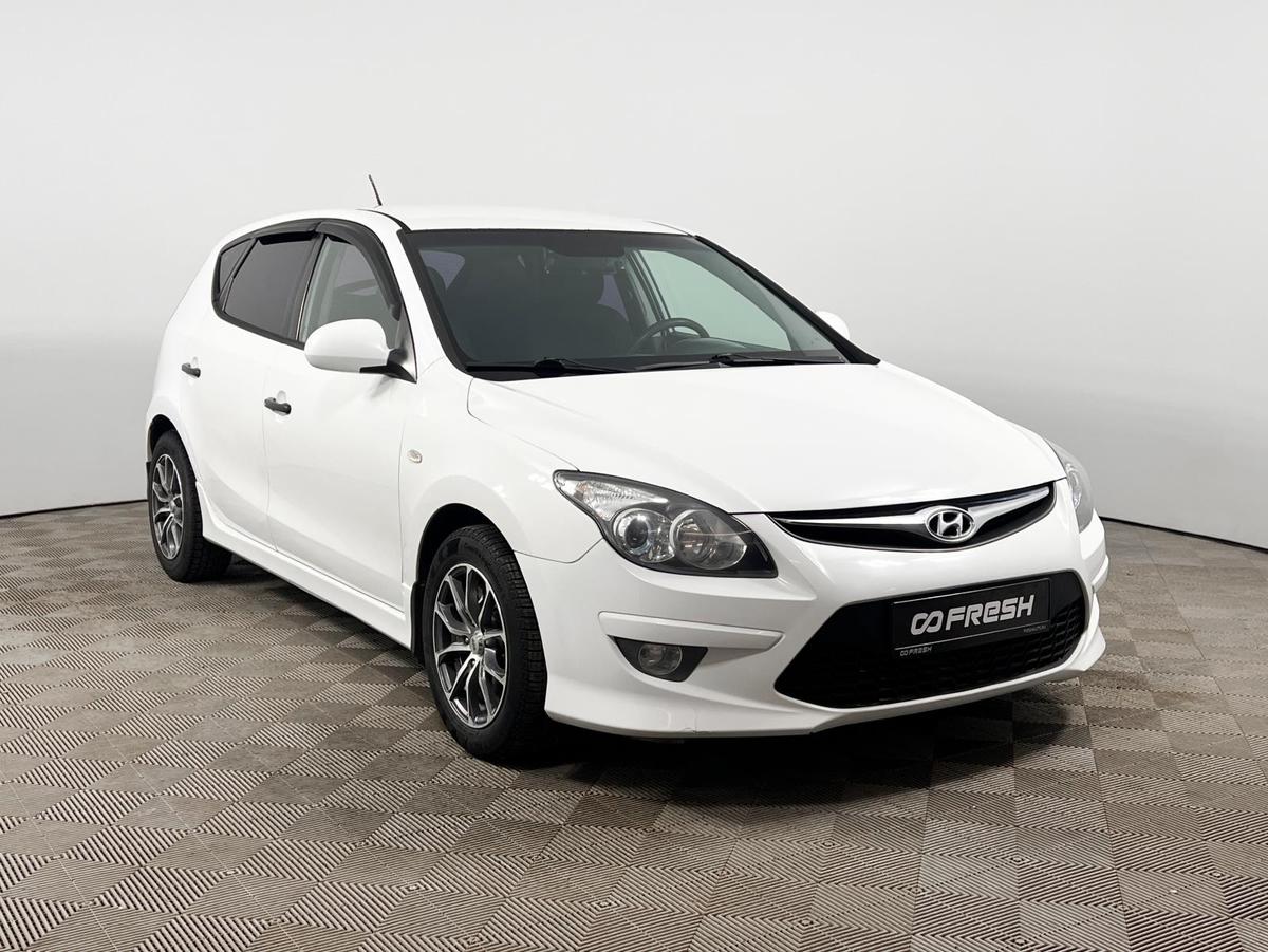 Хетчбэк Hyundai i30 2010 года, 609900 рублей, Казань