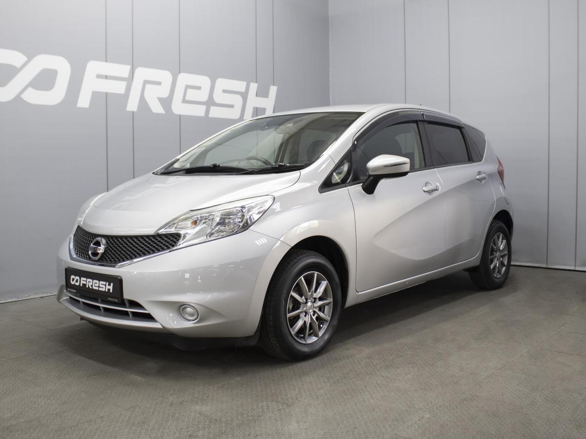 Хетчбэк Nissan Note 2016 года, 950000 рублей, Омск