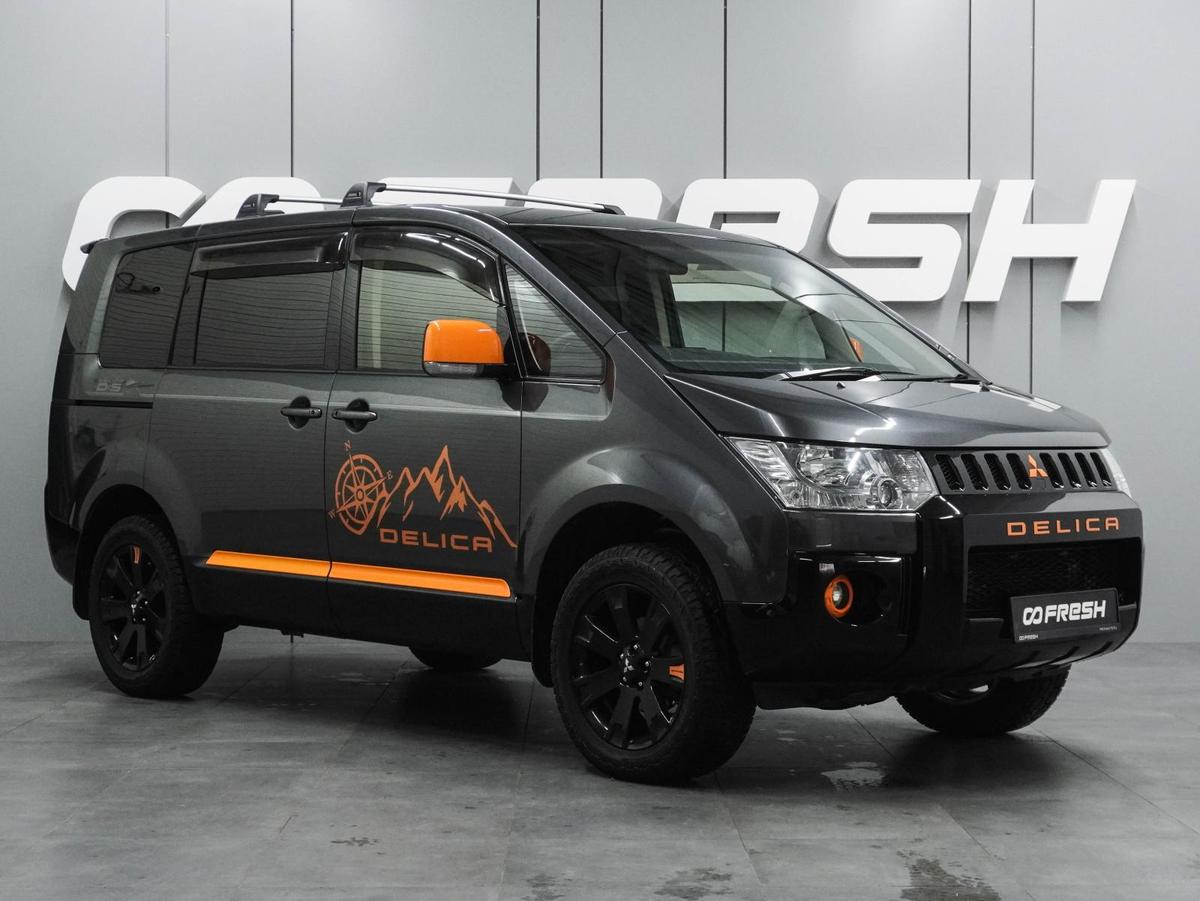 Минивэн Mitsubishi Delica D5 2018 года, 3119000 рублей, Воронеж