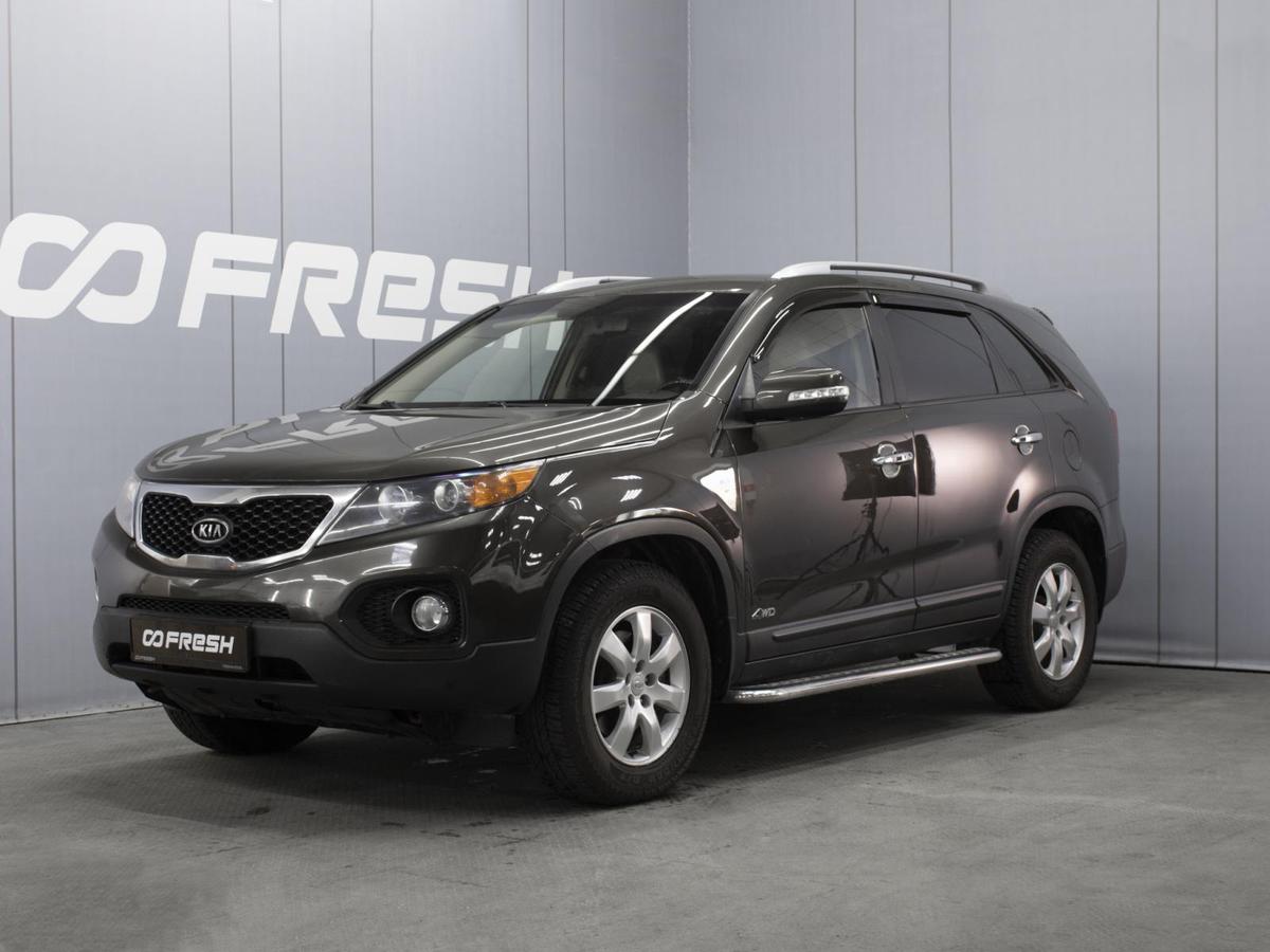Внедорожник Kia Sorento 2010 года, 1380000 рублей, Омск