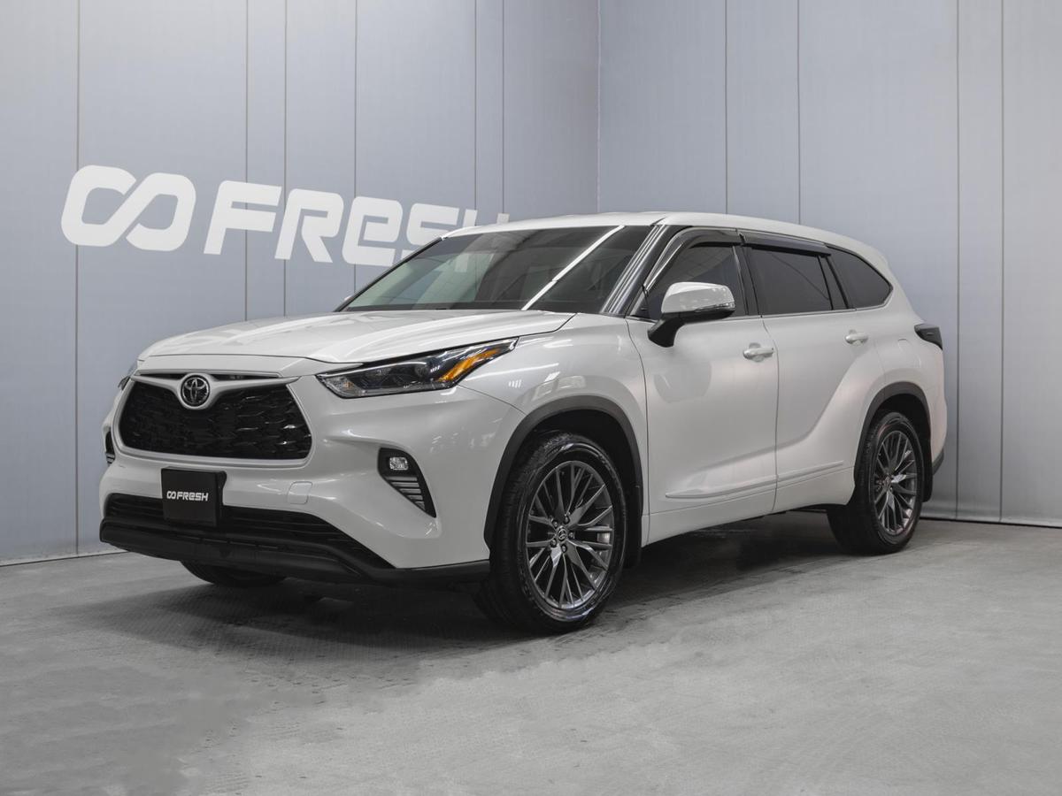 Внедорожник Toyota Highlander 2021 года, 5200000 рублей, Омск