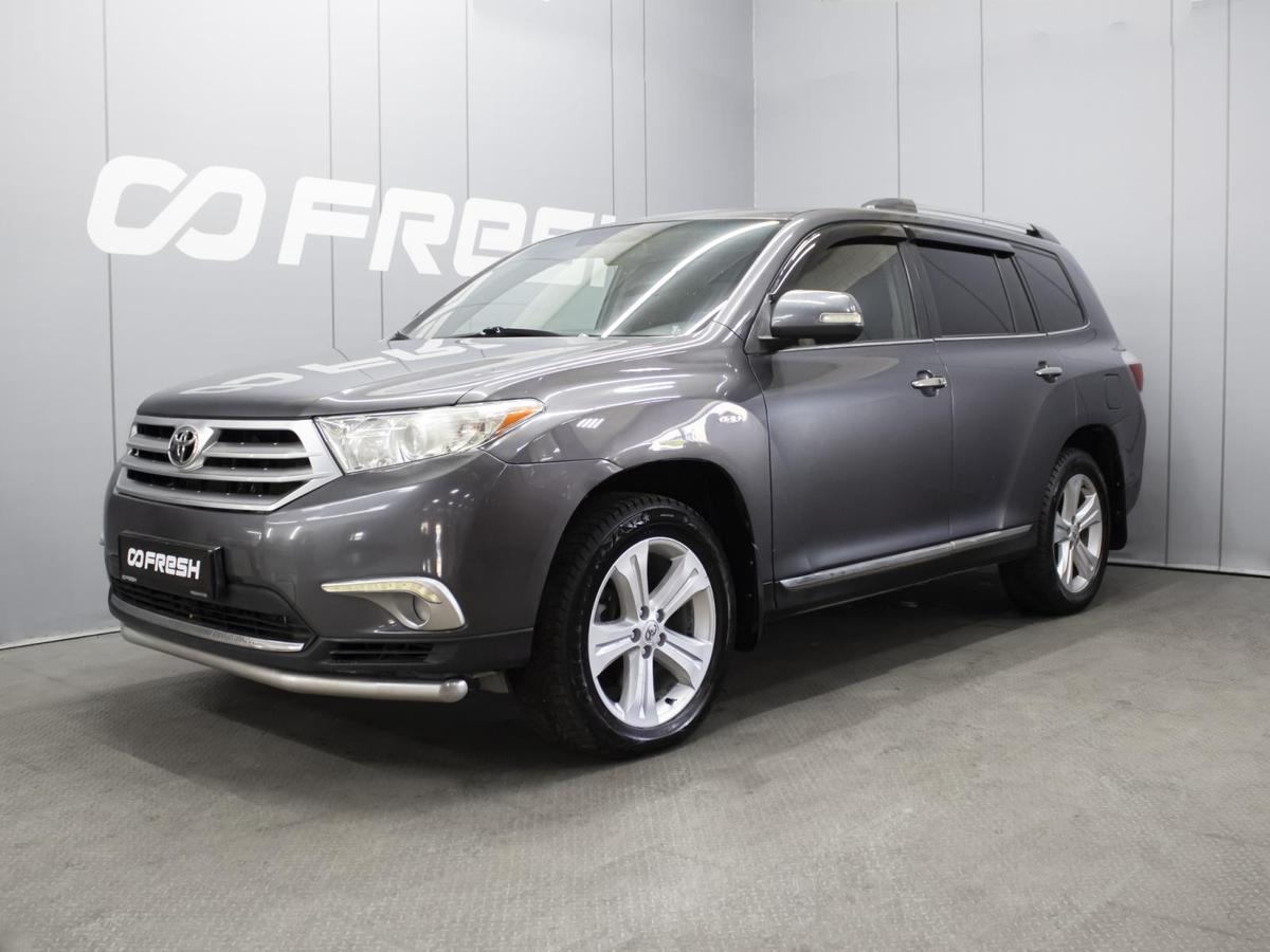 Внедорожник Toyota Highlander 2011 года, 1730000 рублей, Омск