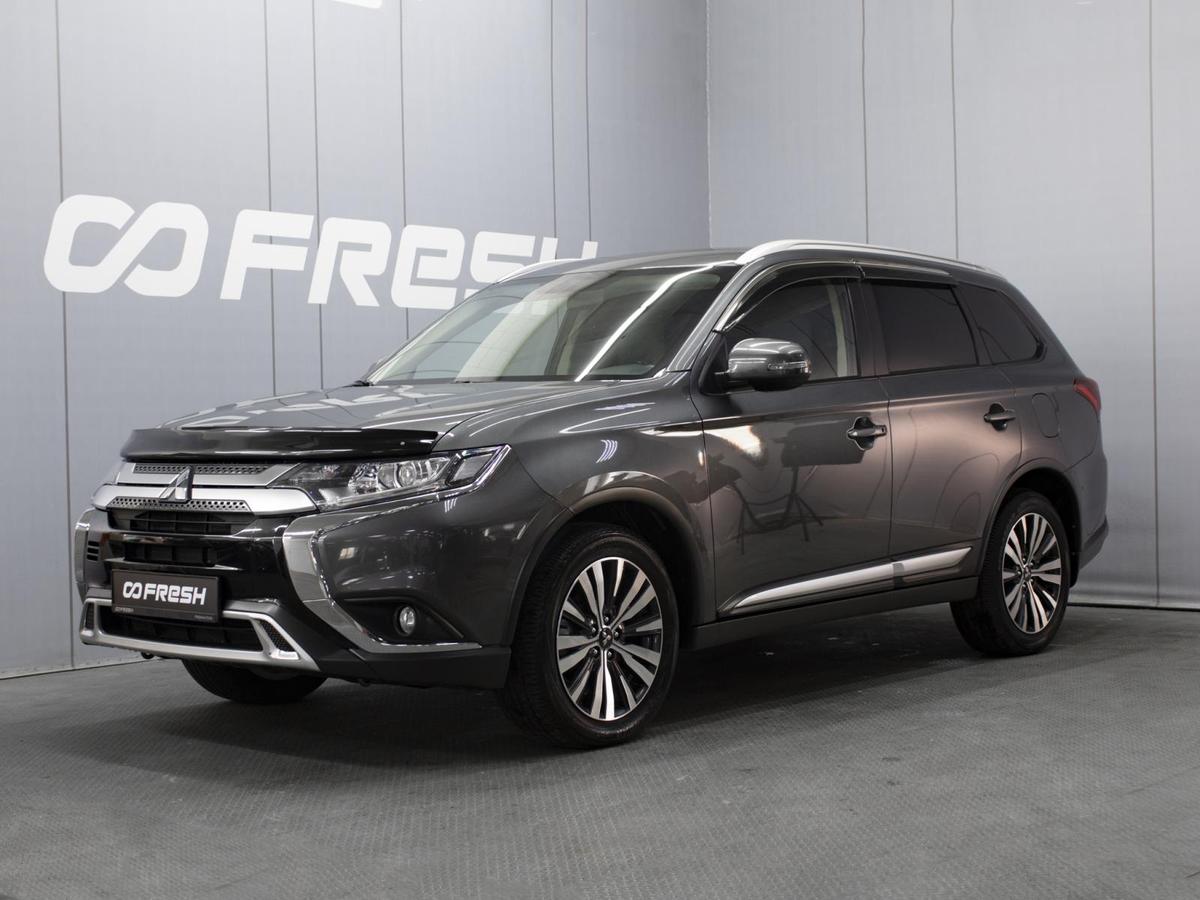 Внедорожник Mitsubishi Outlander 2021 года, 2630000 рублей, Омск