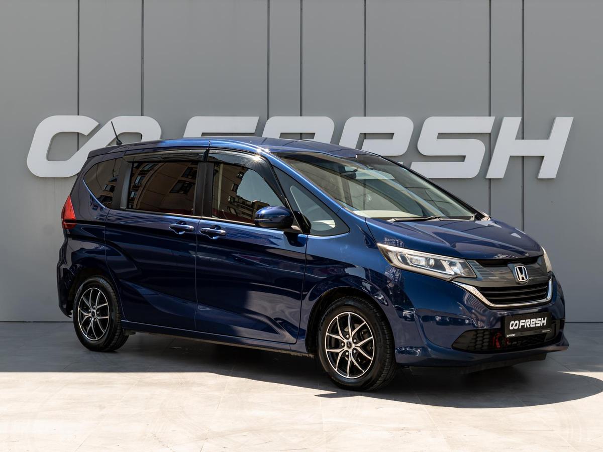 Минивэн Honda Freed 2018 года, 1550000 рублей, Краснодар
