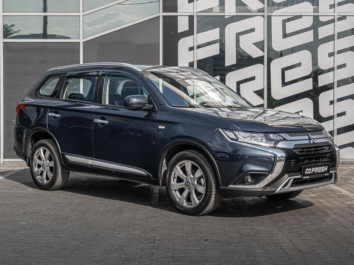 Внедорожник Mitsubishi Outlander 2020 года, 2100000 рублей, Краснодар