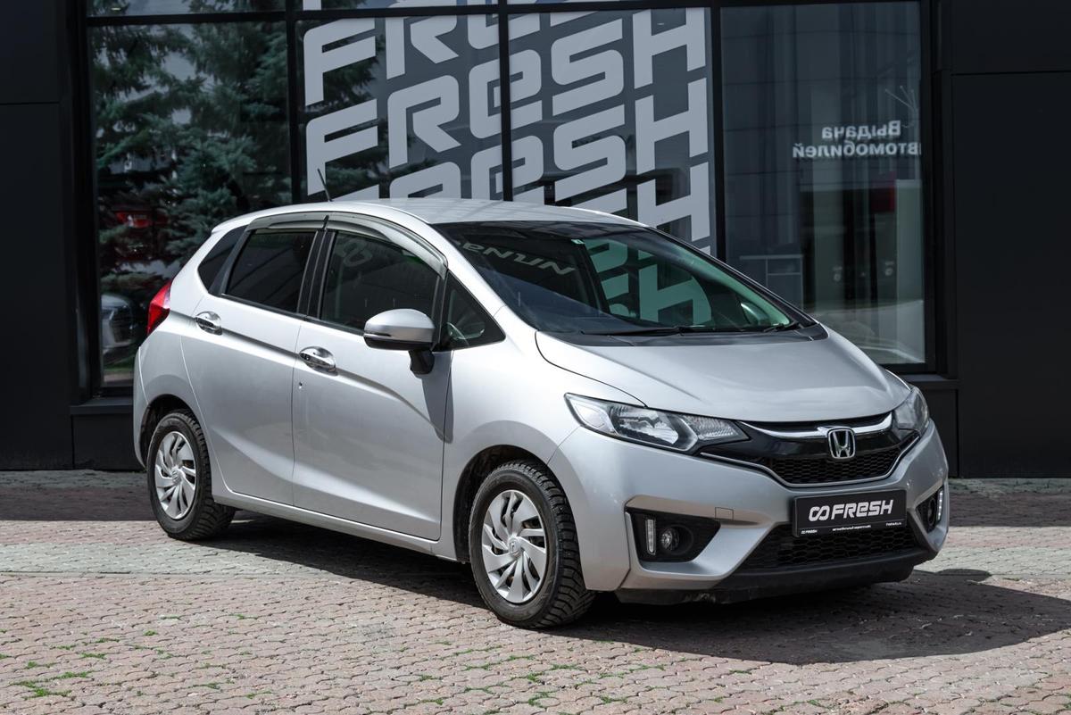 Хетчбэк Honda Fit 2016 года, 969000 рублей, Ульяновск