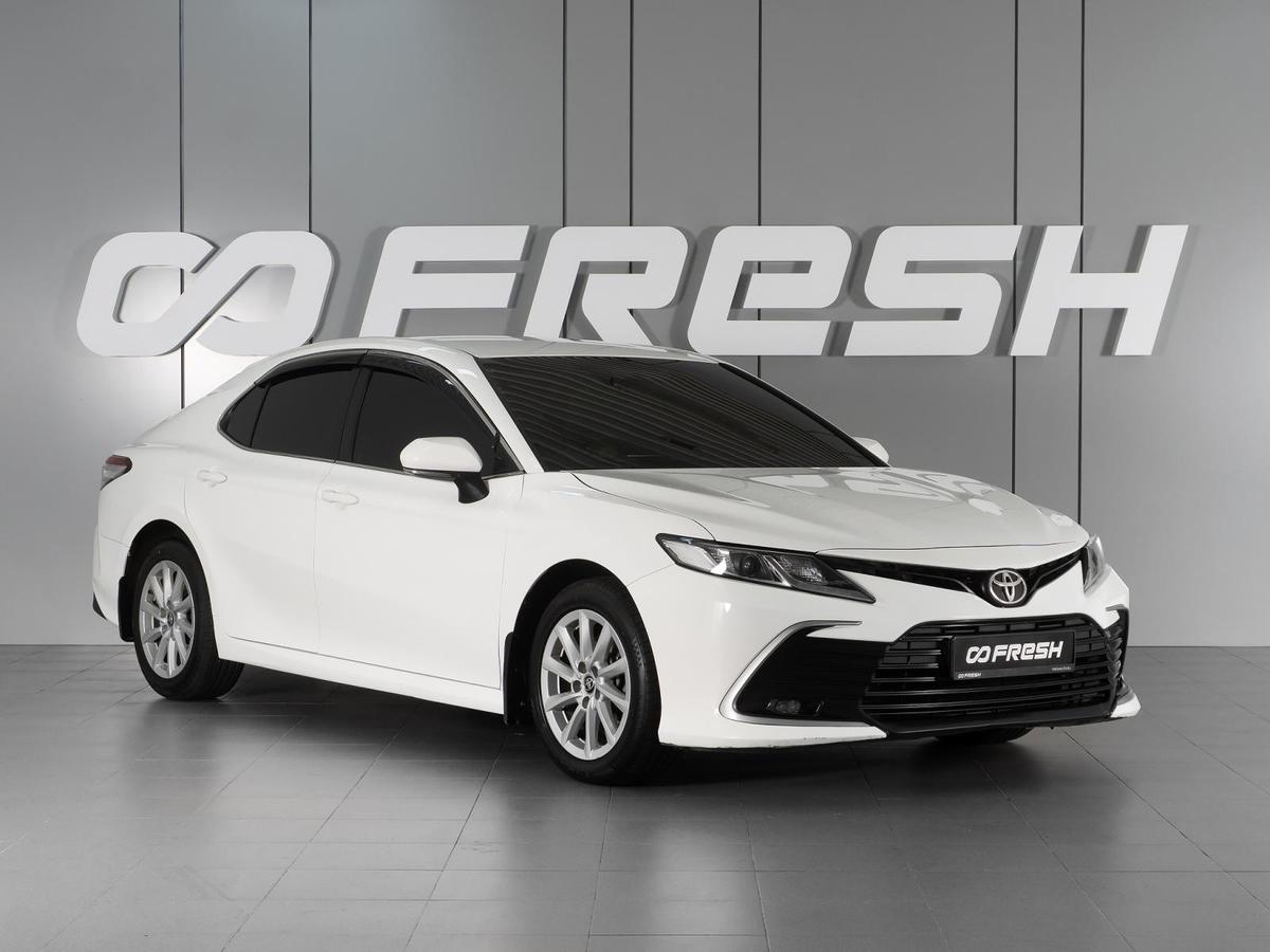 Седан Toyota Camry 2021 года, 1969000 рублей, Красный Пахарь