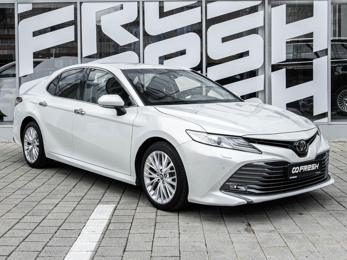 Седан Toyota Camry 2018 года, 2420000 рублей, Ставрополь