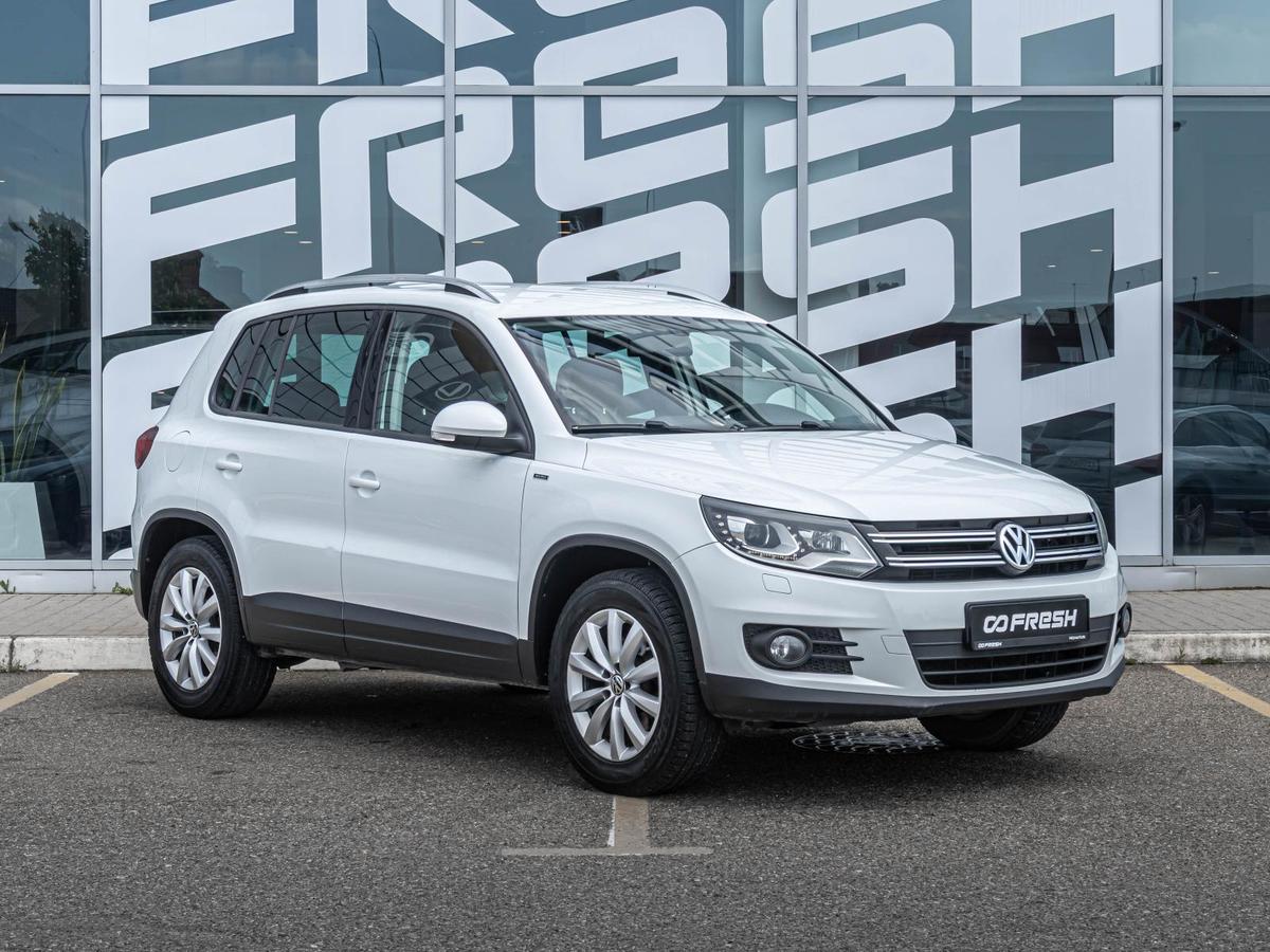 Внедорожник Volkswagen Tiguan 2016 года, 1614000 рублей, Краснодар