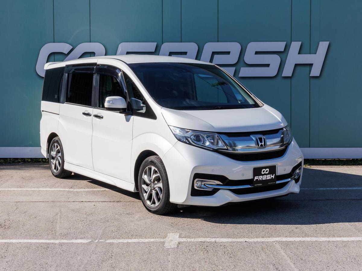 Минивэн Honda Stepwgn 2016 года, 1750000 рублей, Большой Сочи